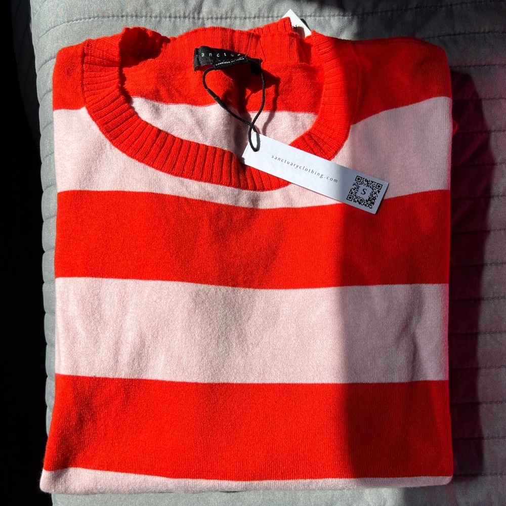 Gorgeous red and pink SANCTUARY brand light weight sweater. NWT!